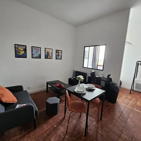 Le Qg Des Super-heros ,wifi , Centre Ville, Linge Beaupréau-en-Mauges